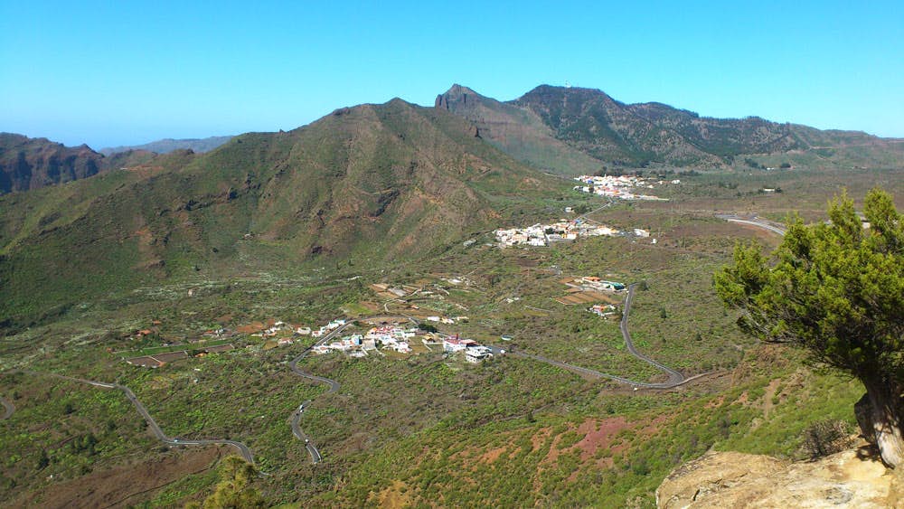 Blick auf Santiago del Teide, El Molledo und Retamar