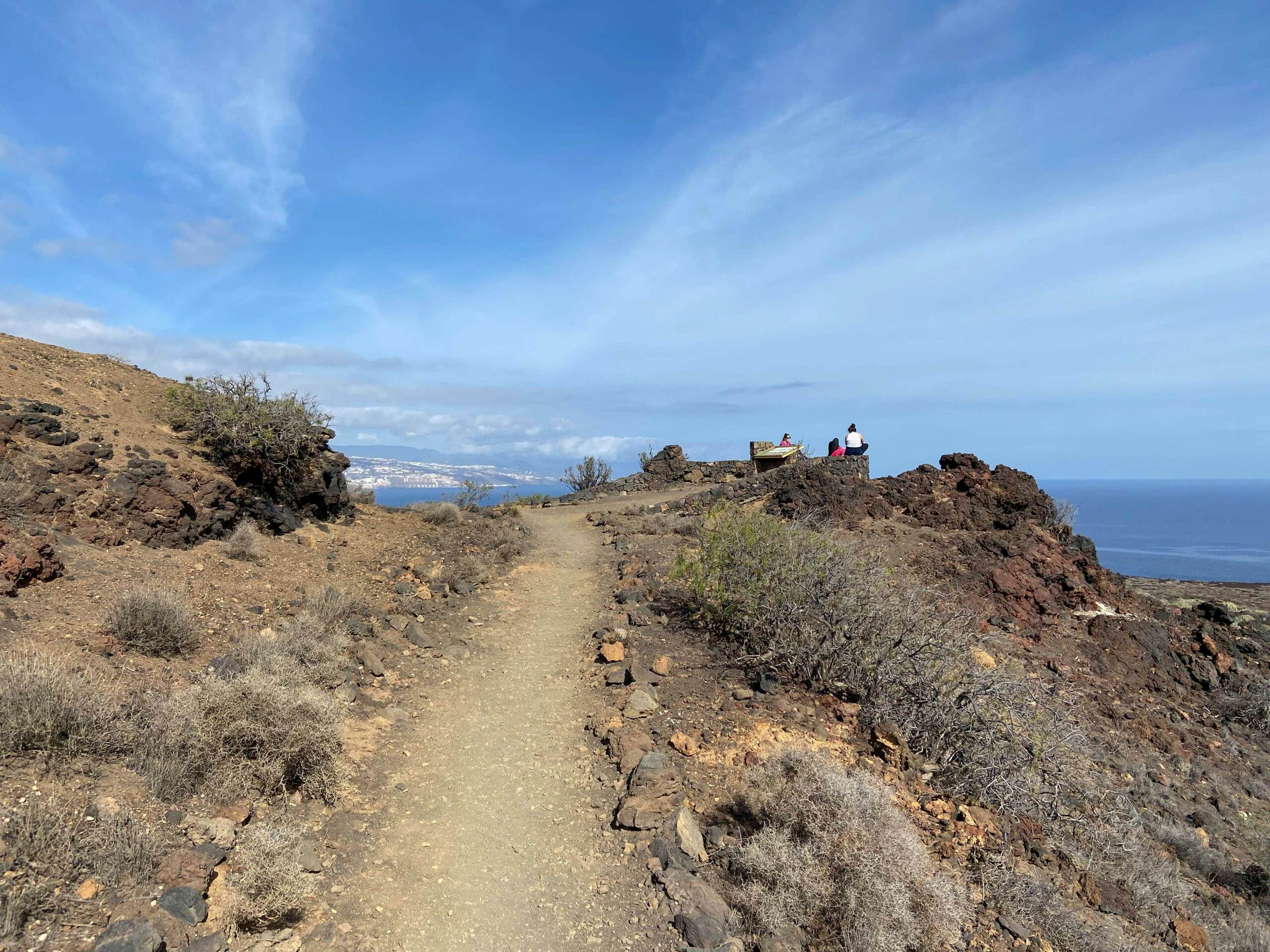 Aussichtsterrasse unterhalb der Montaña Grande - Vulkane, Landschaft und El Socorro